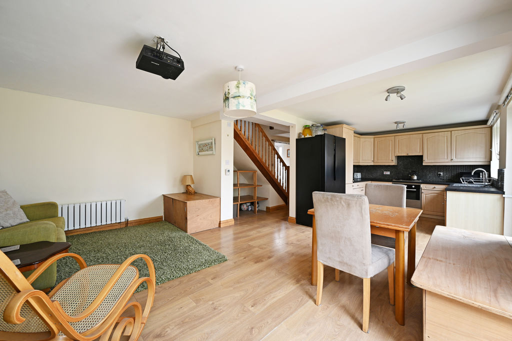 Broomspring Lane
